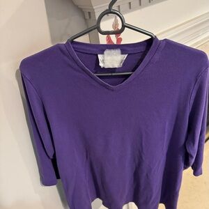 Motherhood Maternity 3/4 length sleeve vneck shirt, purple, medium